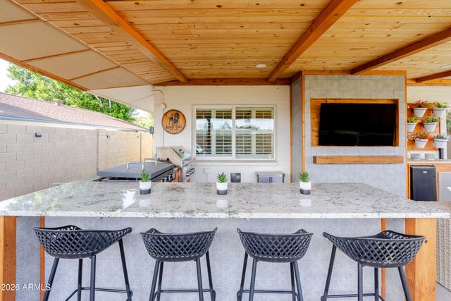 313 E EL CAMINITO Drive, Phoenix, AZ 85020