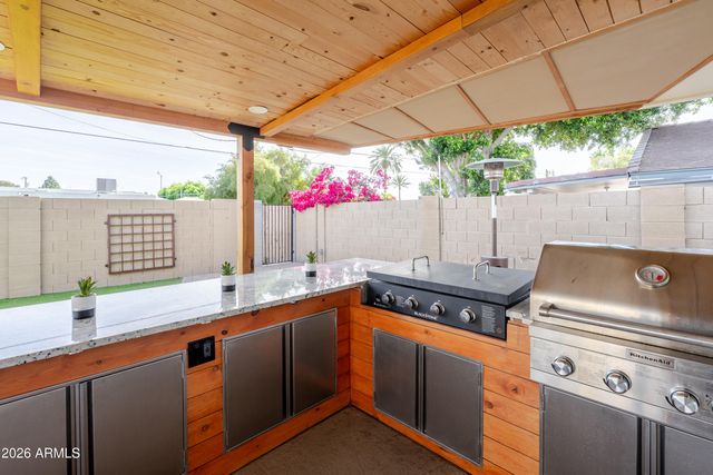 313 E EL CAMINITO Drive, Phoenix, AZ 85020