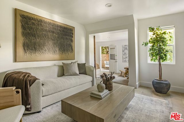 2370 San Marco Drive, Los Angeles, CA 90068