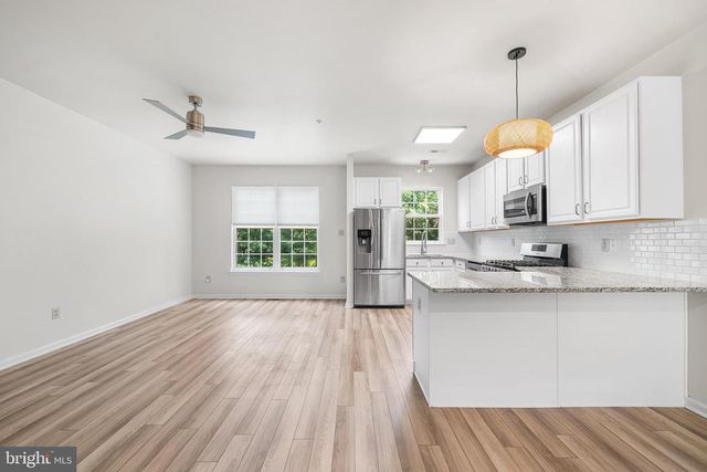 447 FORT HILL CIR, Fort Washington, PA 19034