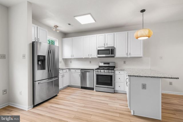 447 FORT HILL CIR, Fort Washington, PA 19034