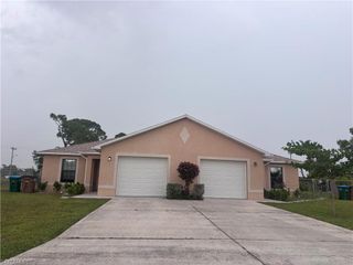 1117 SW 8th PL, Cape Coral, FL 33991