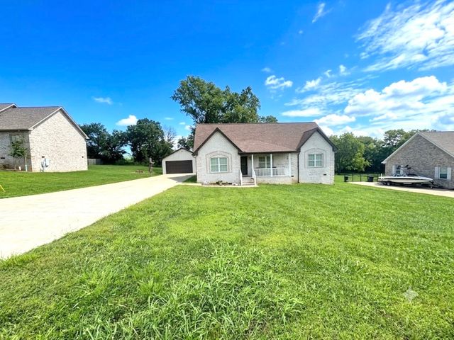 180 Mockingbird Ln, Hartsville, TN 37074