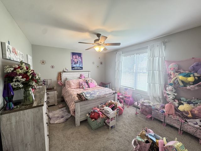 180 Mockingbird Ln, Hartsville, TN 37074