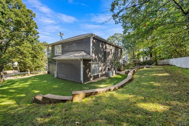 3227 Kings Cross, Fayetteville, AR 72703