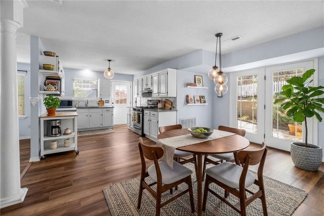 3227 Kings Cross, Fayetteville, AR 72703