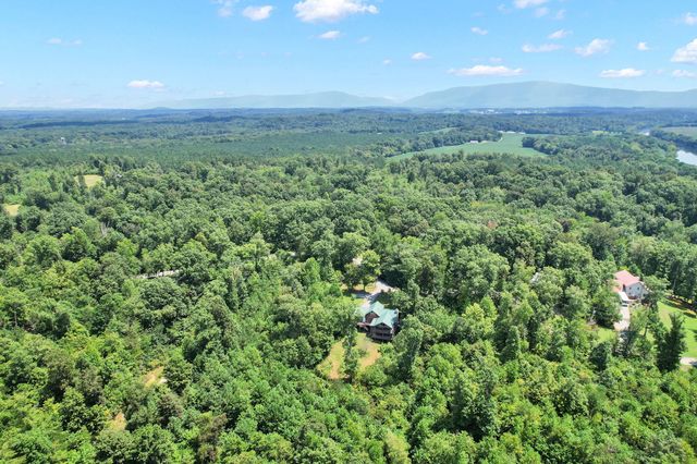 252 River Run Road, Calhoun, TN 37309