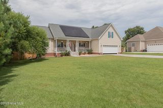706 Daniel Lindsey Court, Sneads Ferry, NC 28460