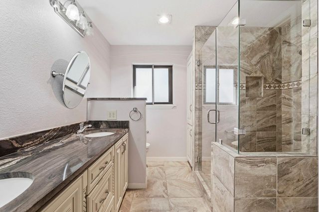 1718 Fairhill Circle, Texas City, TX 77591