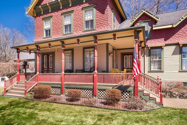 88 York Street, York, ME 03909