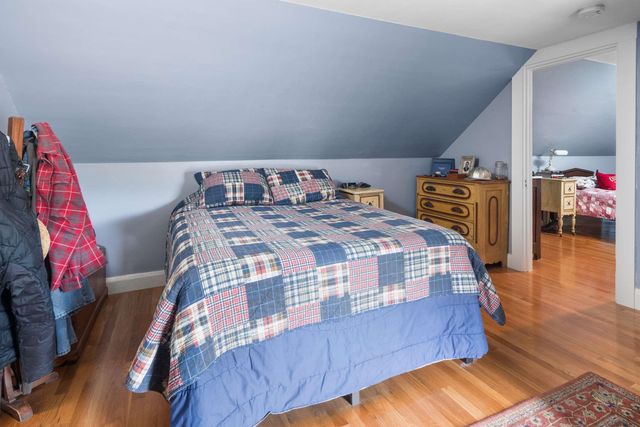 88 York Street, York, ME 03909