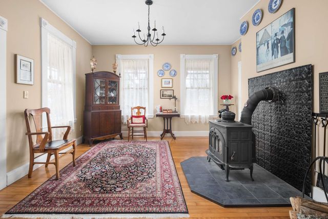 88 York Street, York, ME 03909