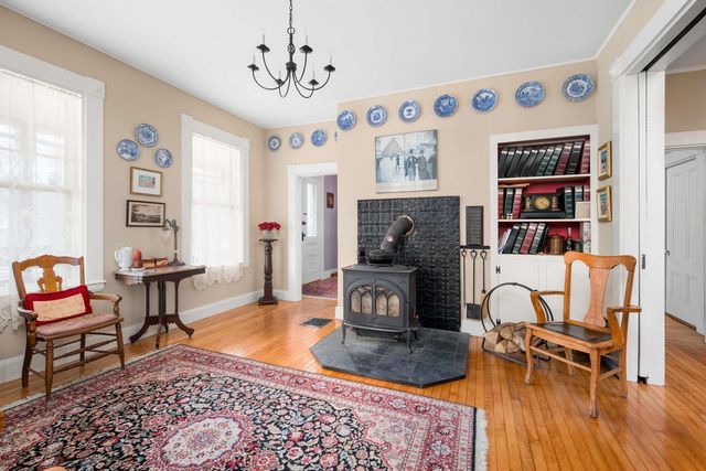 88 York Street, York, ME 03909