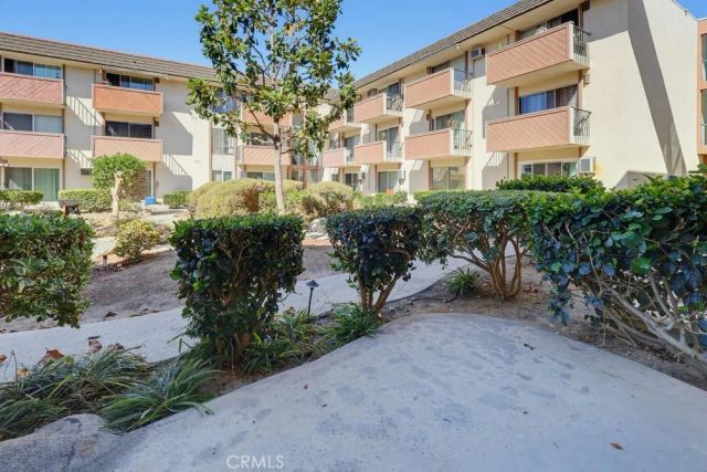 5585 E Pacific Coast Highway East 107, Long Beach, CA 90804
