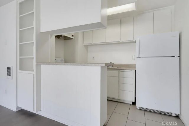 5585 E Pacific Coast Highway East 107, Long Beach, CA 90804