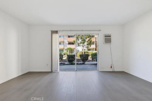 5585 E Pacific Coast Highway East 107, Long Beach, CA 90804