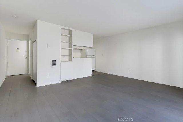5585 E Pacific Coast Highway East 107, Long Beach, CA 90804
