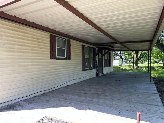 602 S Mignonette Street, Kosse, TX 76653