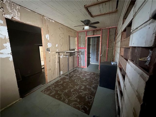 602 S Mignonette Street, Kosse, TX 76653