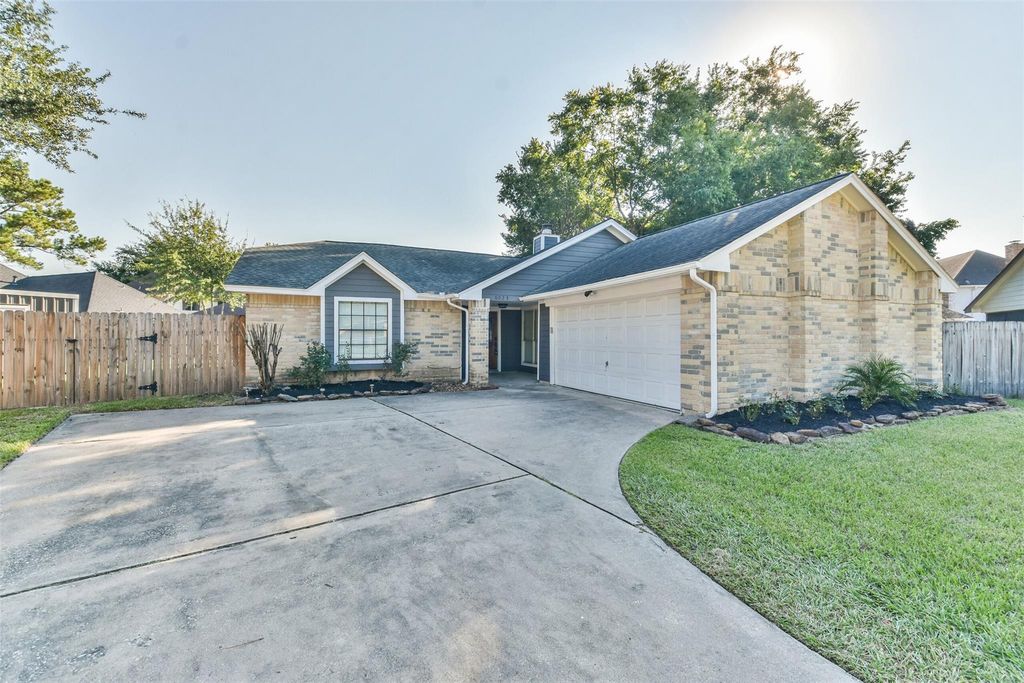 6023 Sean Court, Humble, TX 77346