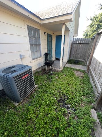 7202 The Mansions Dr I-1, Corpus Christi, TX 78414
