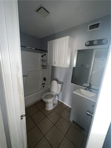 7202 The Mansions Dr I-1, Corpus Christi, TX 78414
