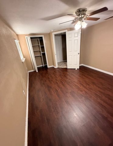 2212 Harris Lane, Haltom City, TX 76117