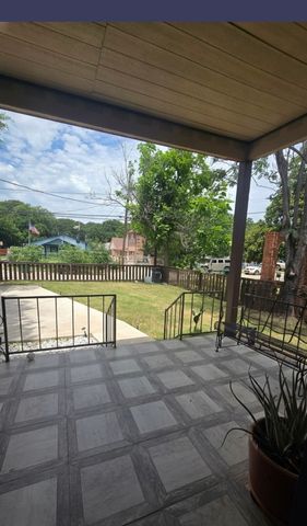 2212 Harris Lane, Haltom City, TX 76117