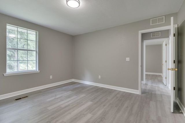 2103 Queenswood Drive, Tallahassee, FL 32303