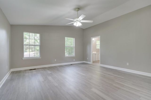 2103 Queenswood Drive, Tallahassee, FL 32303