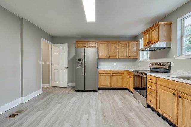 2103 Queenswood Drive, Tallahassee, FL 32303