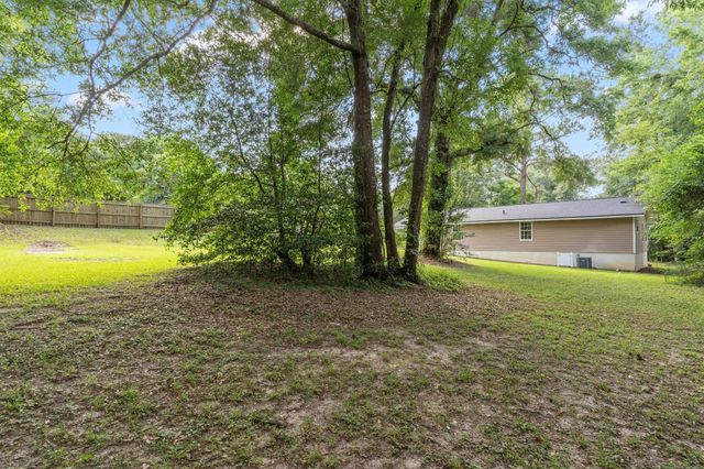 2103 Queenswood Drive, Tallahassee, FL 32303