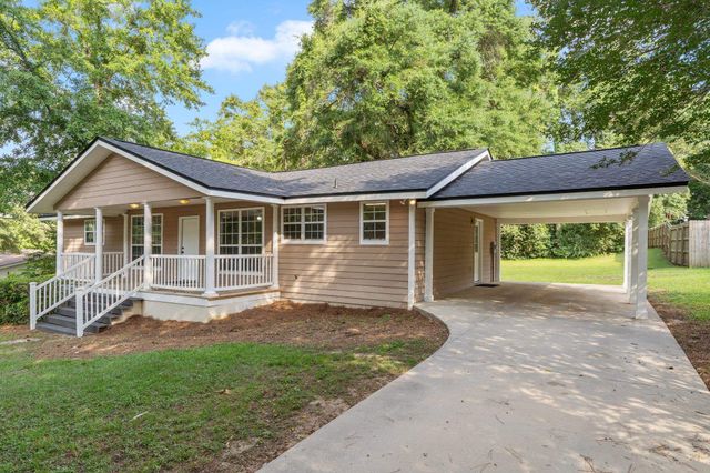 2103 Queenswood Drive, Tallahassee, FL 32303