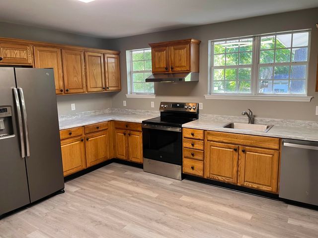 2103 Queenswood Drive, Tallahassee, FL 32303