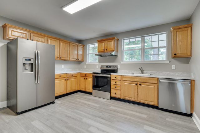 2103 Queenswood Drive, Tallahassee, FL 32303