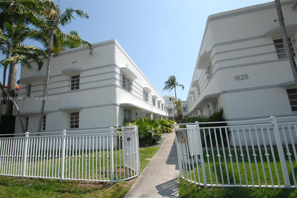 1525 Pennsylvania Ave 2, Miami Beach, FL 33139