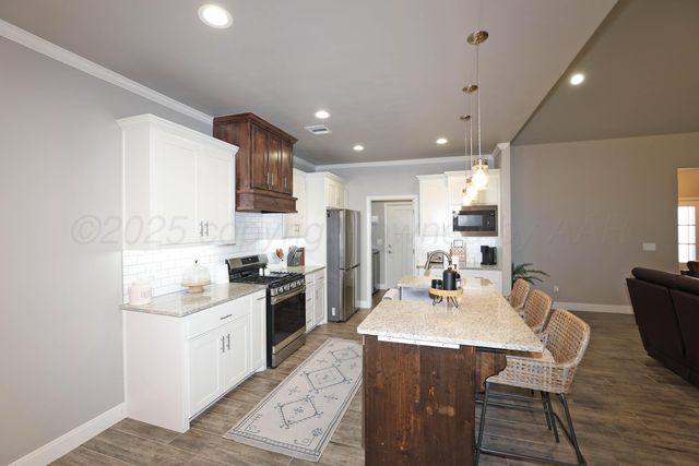 7 DANRIDGE Drive, Canyon, TX 79015