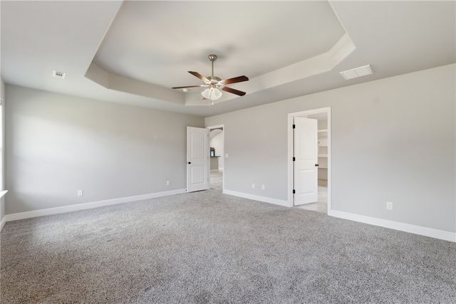 5900 NW Meade Street, Bentonville, AR 72713
