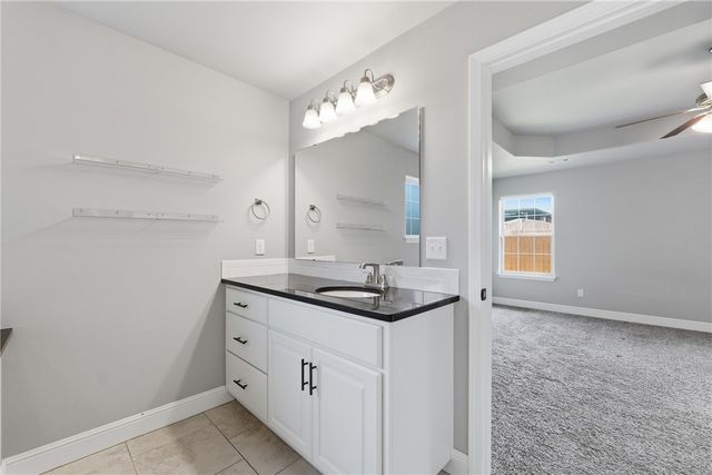 5900 NW Meade Street, Bentonville, AR 72713