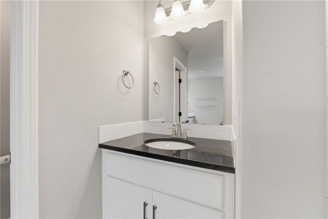 5900 NW Meade Street, Bentonville, AR 72713