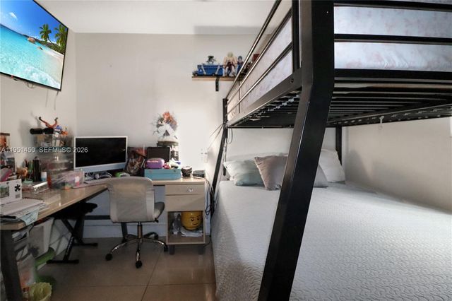 3529 W 14th Ln, Hialeah, FL 33012