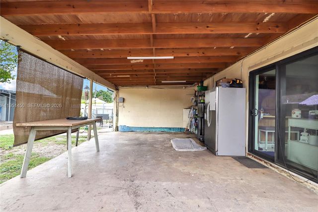 3529 W 14th Ln, Hialeah, FL 33012