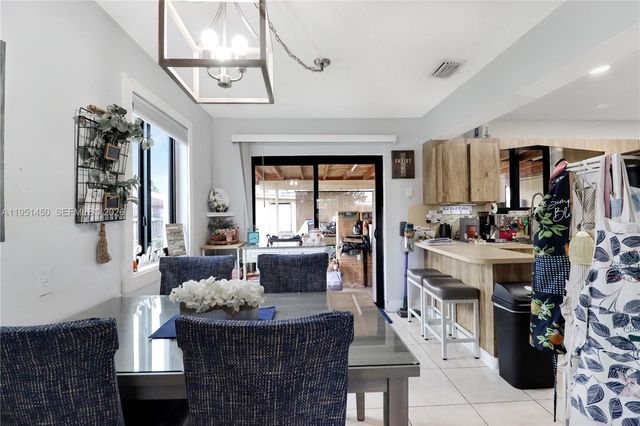 3529 W 14th Ln, Hialeah, FL 33012