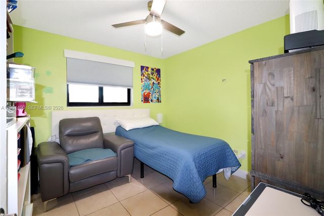 3529 W 14th Ln, Hialeah, FL 33012