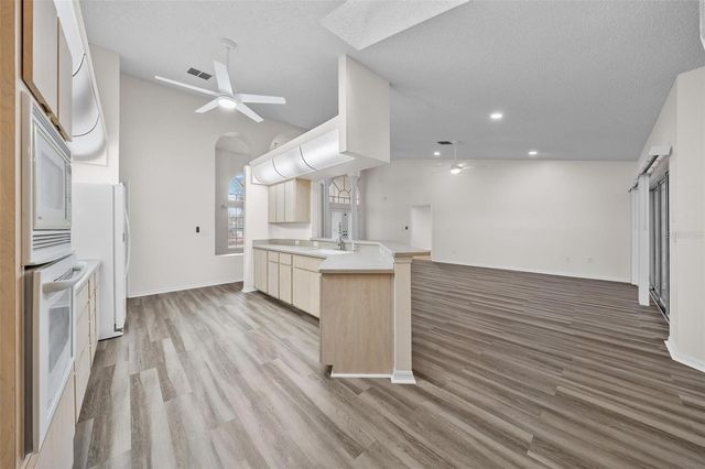 36014 LAKE UNITY NURSERY ROAD, Fruitland Park, FL 34731