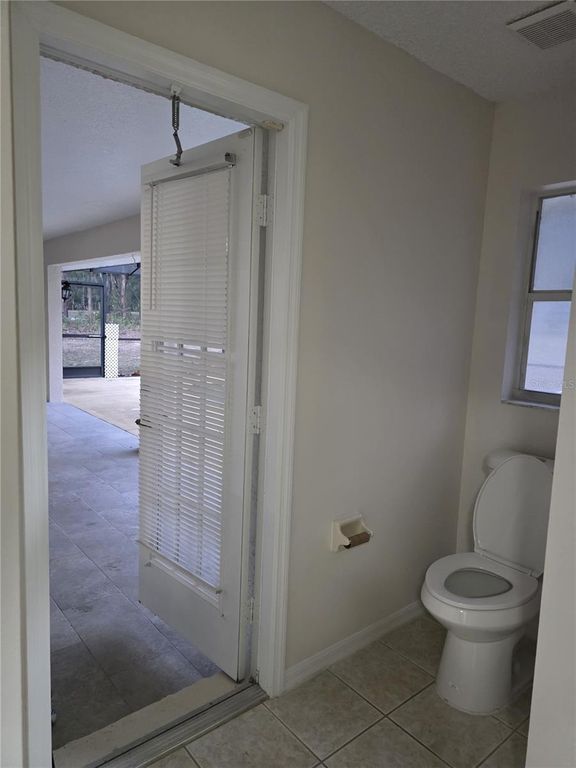 Image 23 of property listing at 36014 LAKE UNITY NURSERY ROAD, Fruitland Park, FL 34731