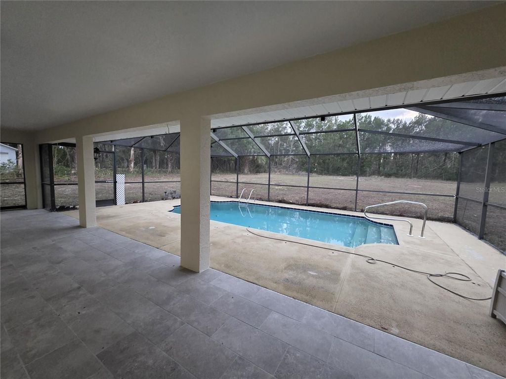 Image 10 of property listing at 36014 LAKE UNITY NURSERY ROAD, Fruitland Park, FL 34731