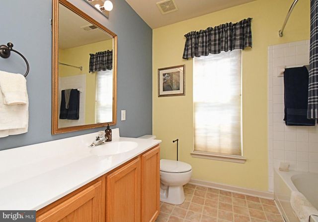 4528 DEEP GLEN WAY, Doylestown, PA 18902