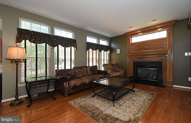 4528 DEEP GLEN WAY, Doylestown, PA 18902