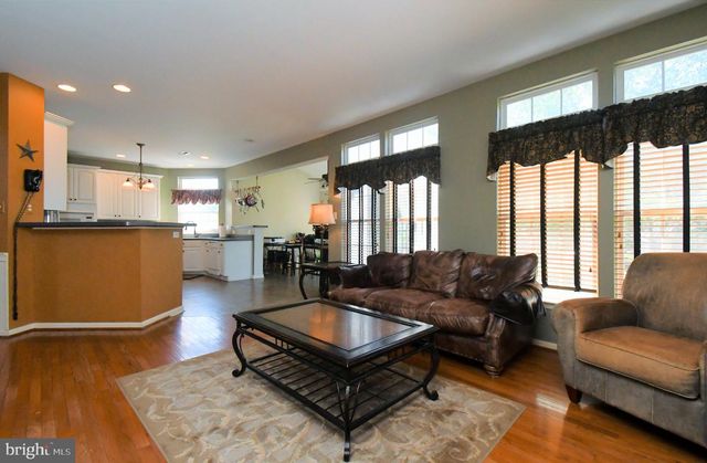 4528 DEEP GLEN WAY, Doylestown, PA 18902